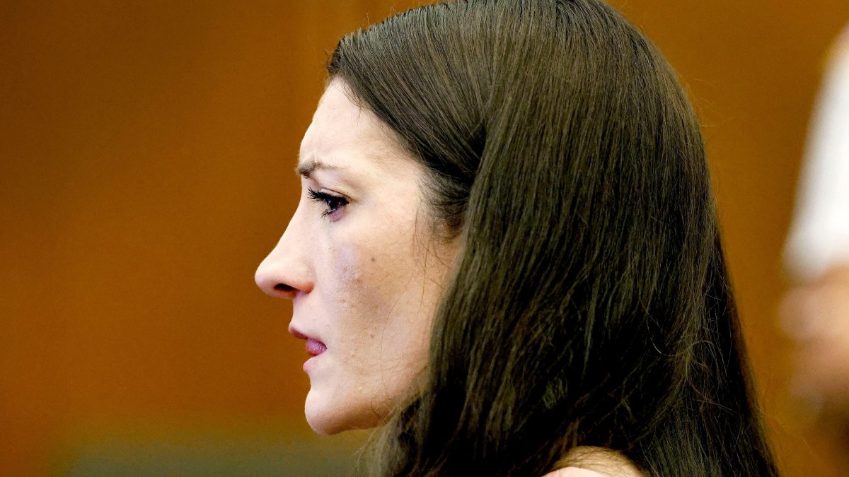 Recap: 10 first responders testify in Lindsay Clancy murder trial, jury dismissed early