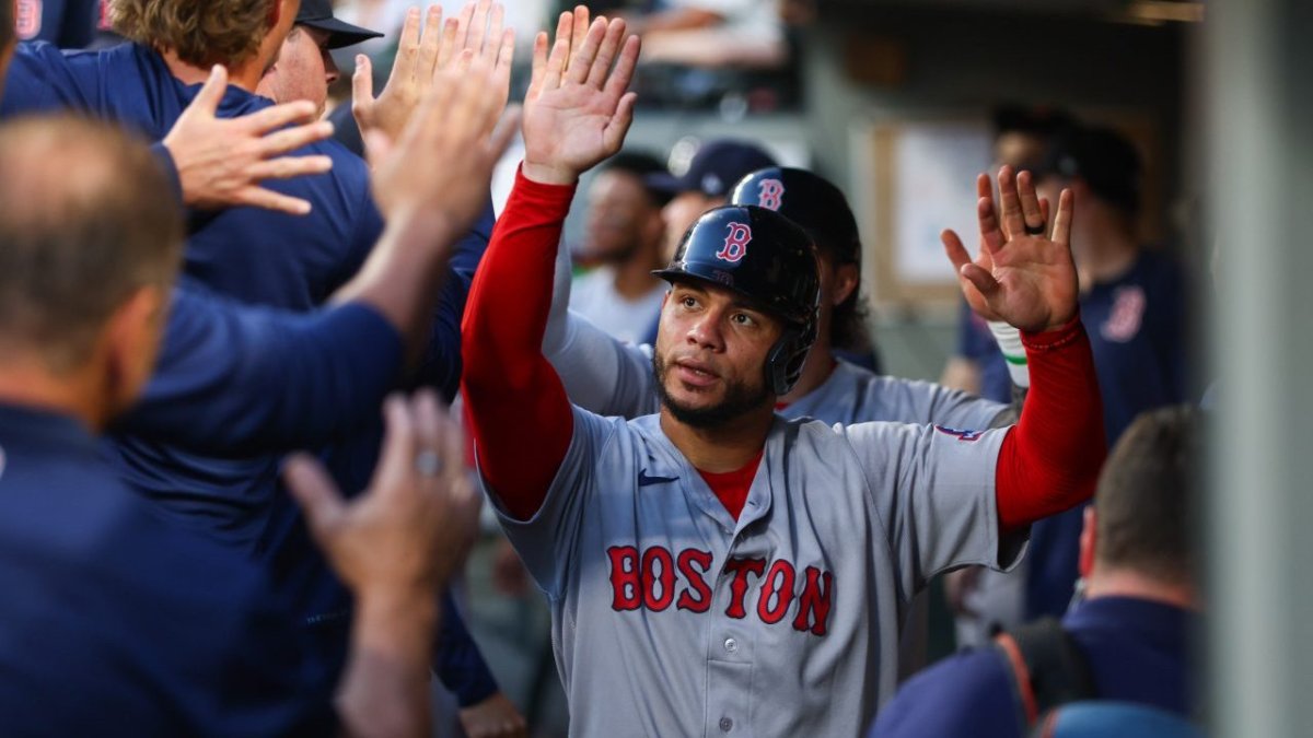 Willson Contreras tells Red Sox he wants to stay in Boston