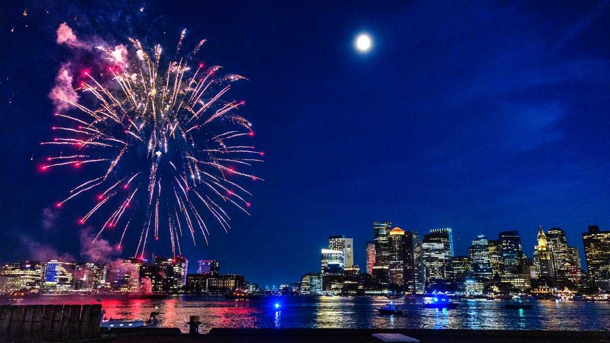 Boston Harborfest kicks off Fourth festivities. Watch the fireworks live at 9:15