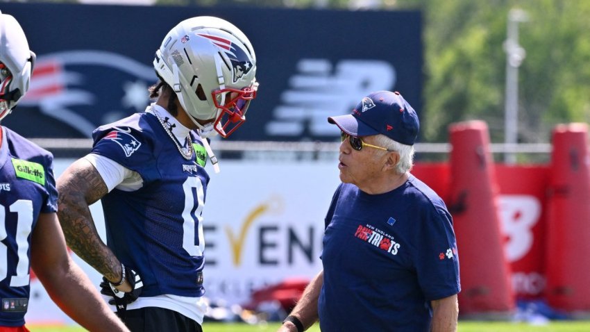 Robert Kraft, Christian Gonzalez