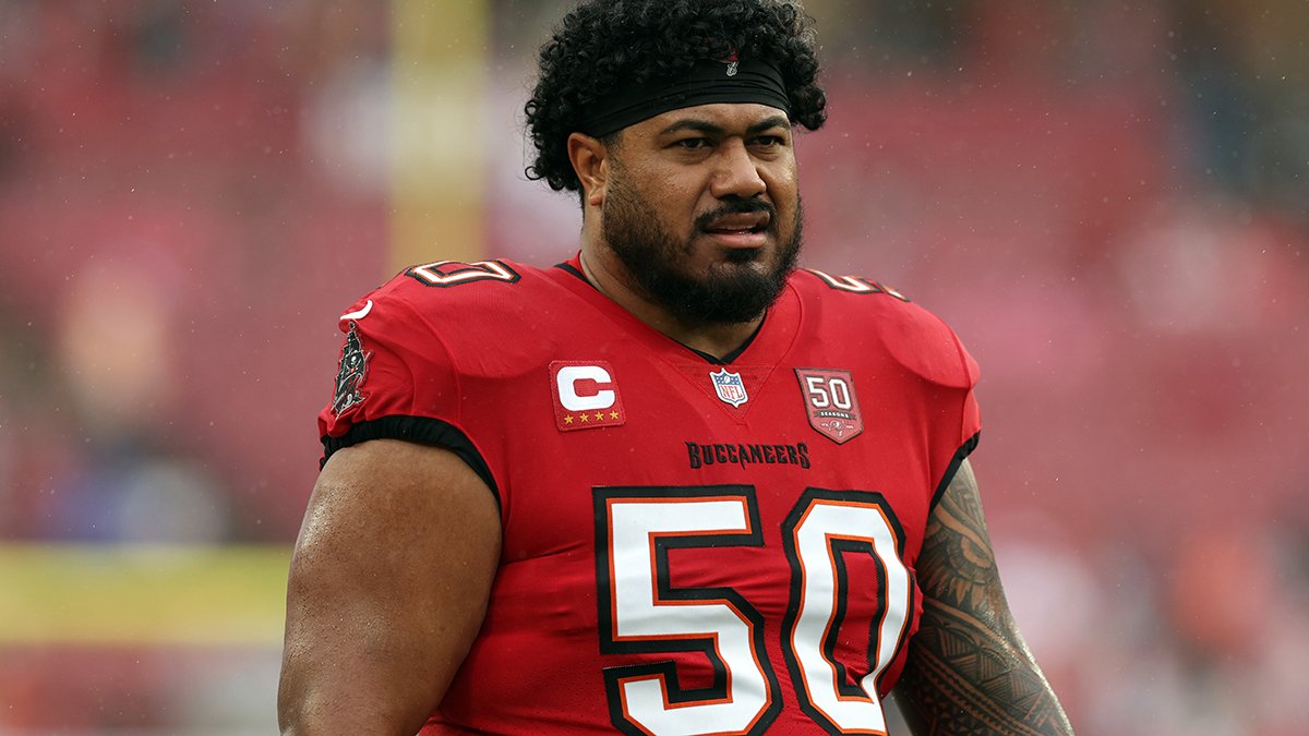 Should Patriots pursue Vita Vea after Buccaneers star's trade request?