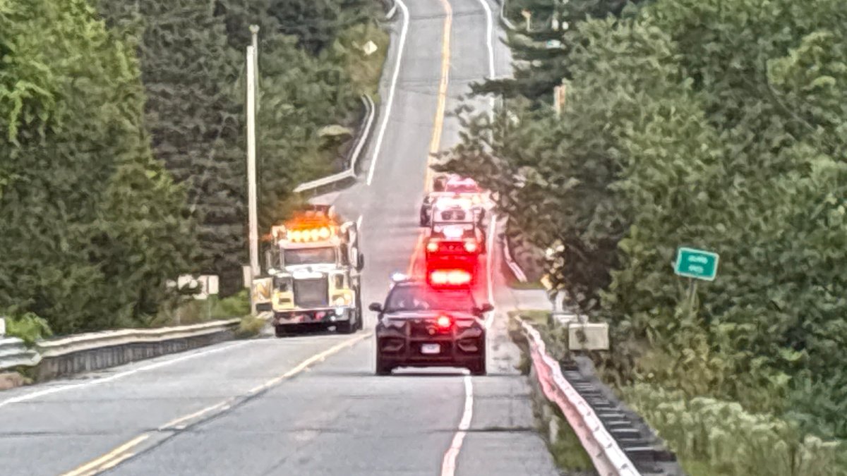 2 seriously injured in East Hampton, Conn. motorcycle crash
