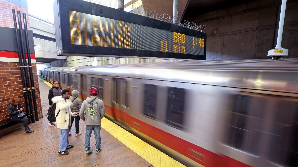 ‘Huge accomplishment': Feds end years-long safety oversight of MBTA