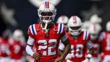 FOOTBALL-NFL-NEP-PIT/