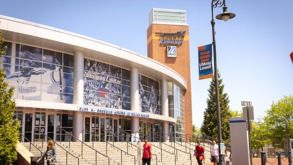 UMass Lowell seeks developers for new hotel, ice rink alongside Tsongas ...