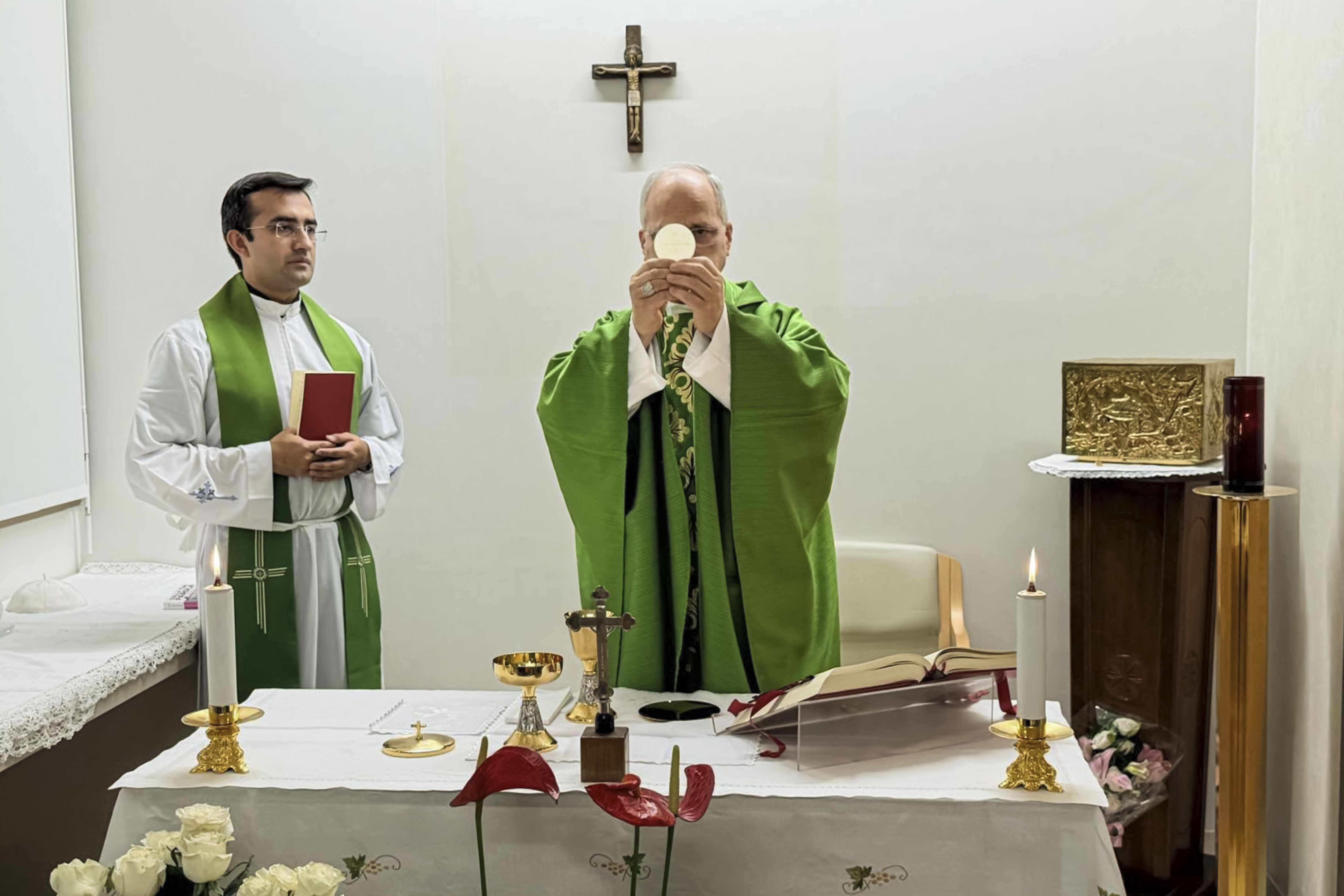 First images released of Pope Leo celebrating Mass at hospital after cancer surgery