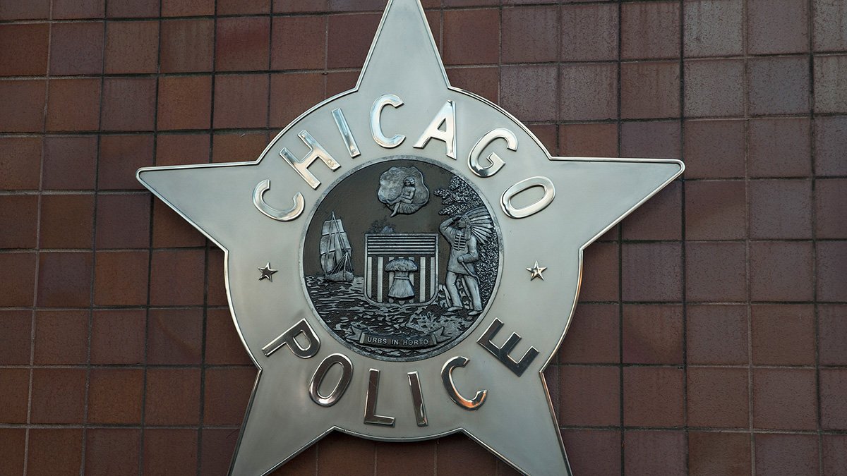 Photo: nbcboston.com Chicago police sign