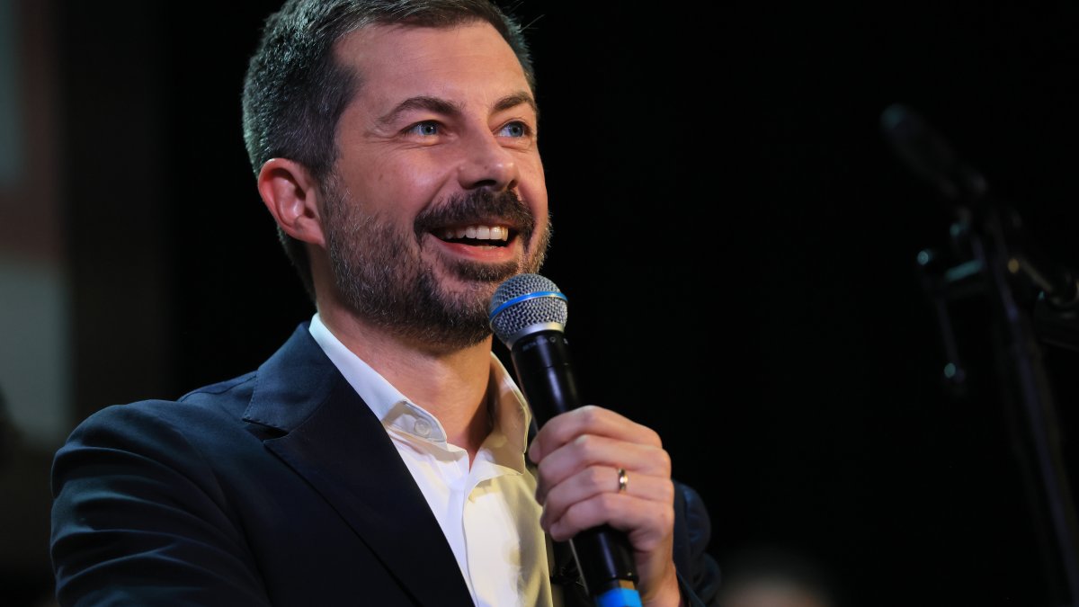 Possible 2028 Democratic presidential candidate Pete Buttigieg in NH this weekend