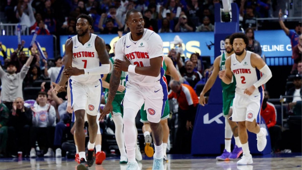 'Embarrassing' second half dooms C's in Detroit: House, Forsberg react