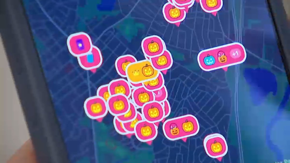 Needham dad and daughter develop the ultimate digital guide to Halloween