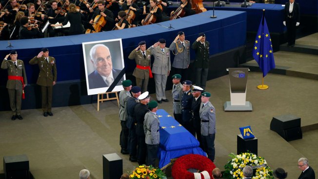 Αποτέλεσμα εικόνας για Helmut Kohl funeral